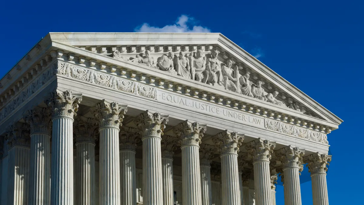 USA, Washington DC, US Supreme Court.